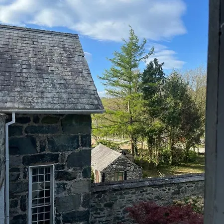 Cae Nest Hall Llanbedr  Exterior photo