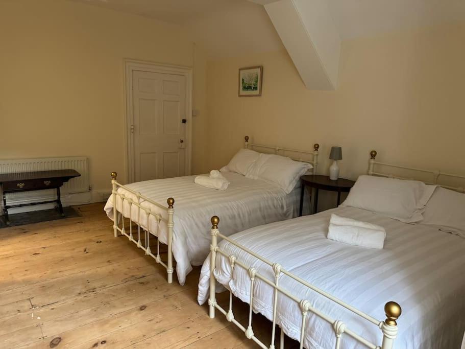 Holiday home Cae Nest Hall *